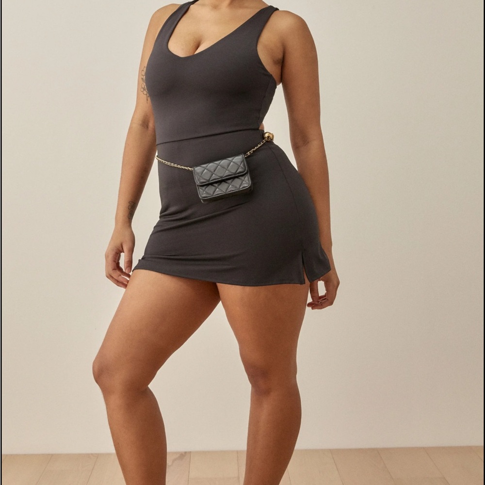 Naomi Ecomove Active Dress by Reformation XL